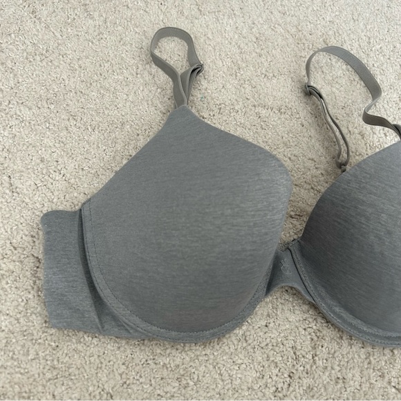 Victorias Secret Uplift Semi Demi - Picture 9 of 10